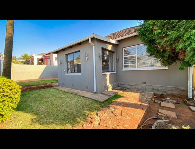 3 BEDROOM HOUSE FOR SALE IN KENSINGTON